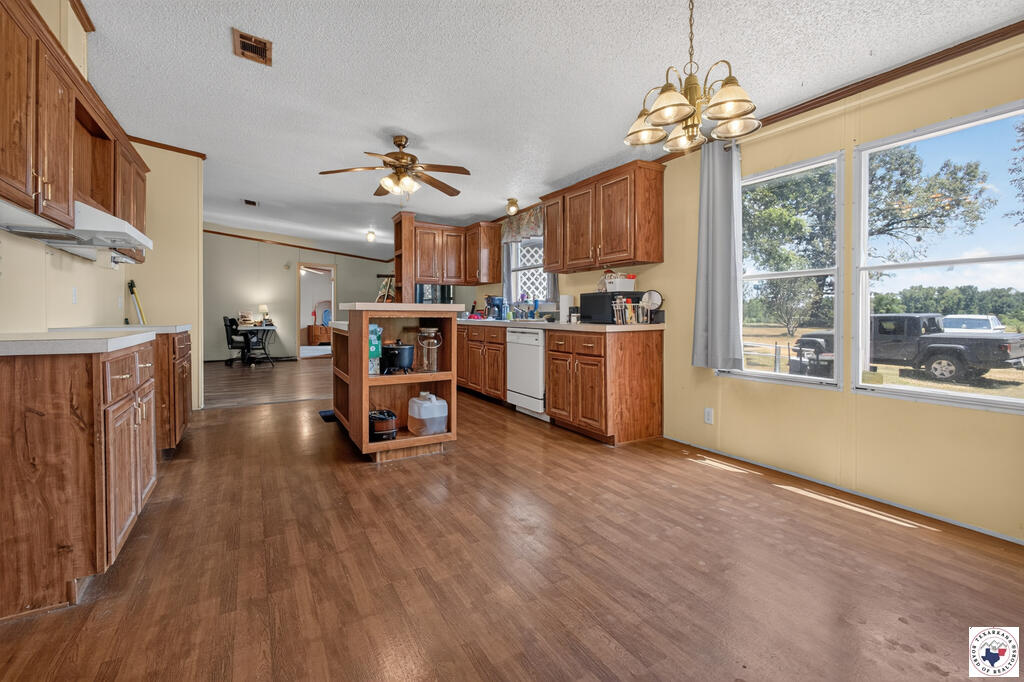 350 County Road 3102