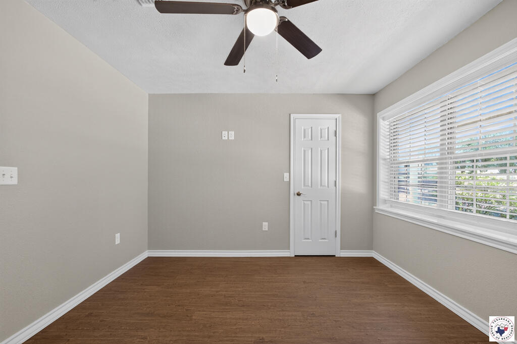 1213 Brooks