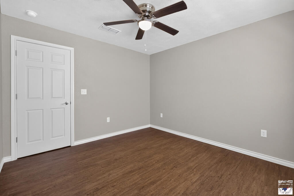 1213 Brooks