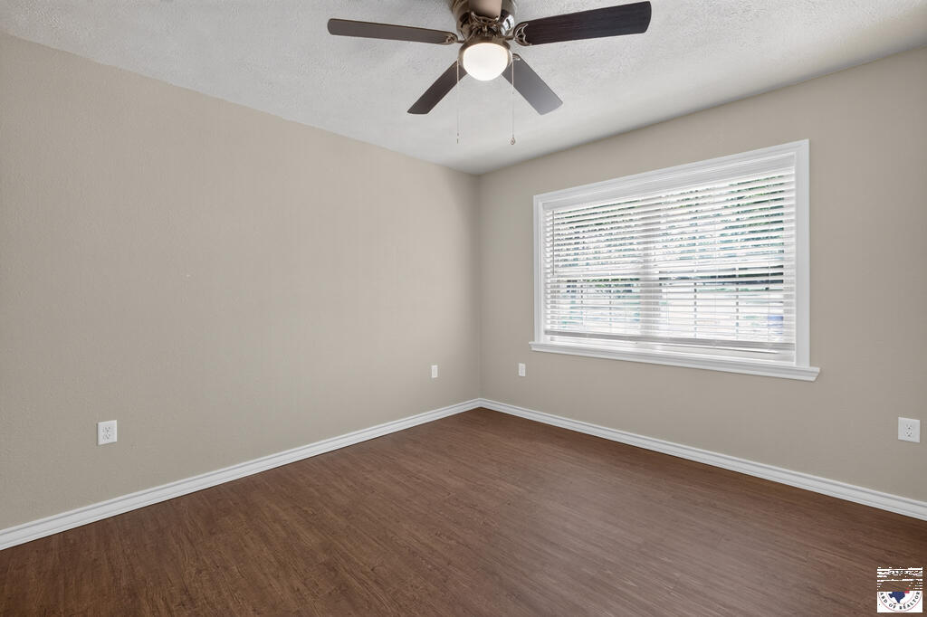 1213 Brooks