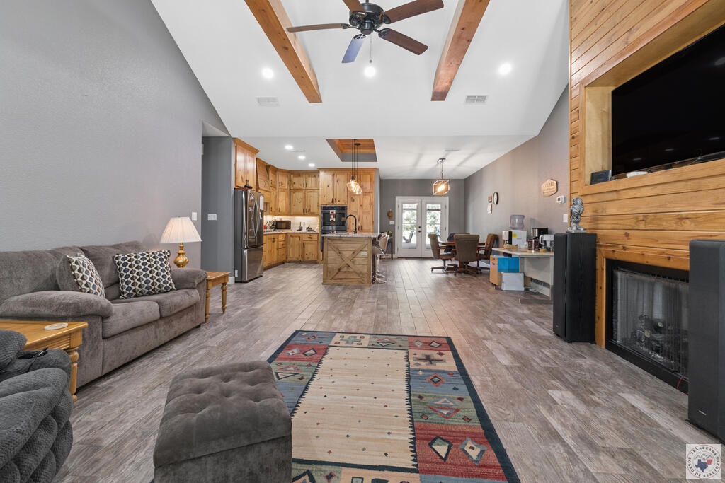 1100 N FM 992, DeKalb