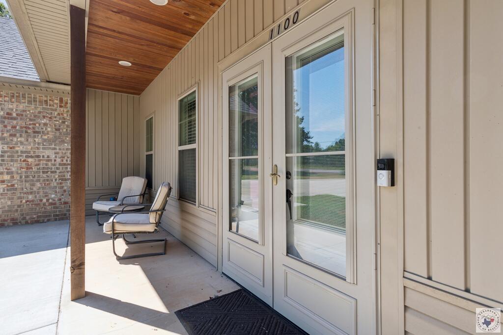 1100 N FM 992, DeKalb