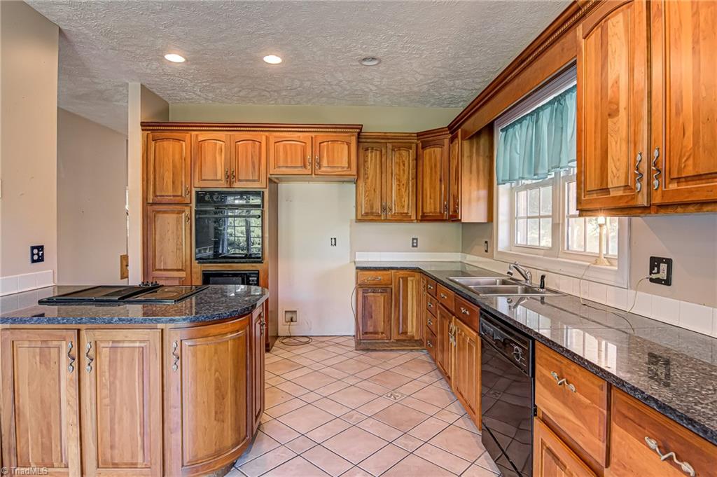 202 Jaguar Way