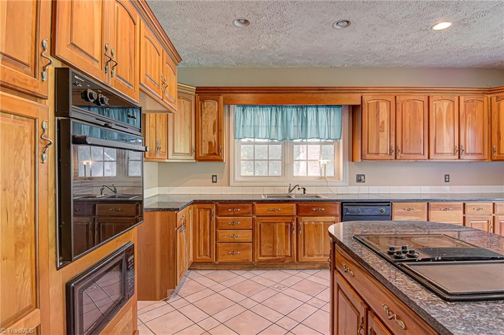 202 Jaguar Way