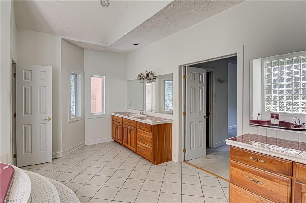 202 Jaguar Way