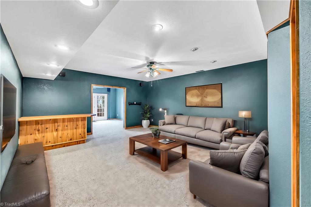 114 Scottsdale Drive