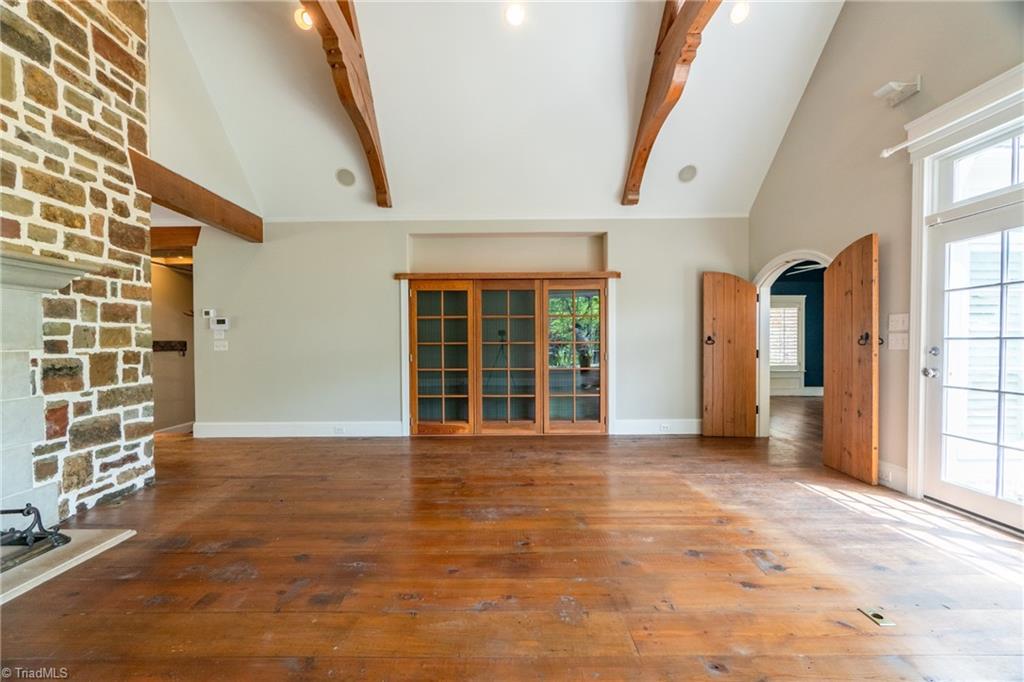 230 Belleforde Court