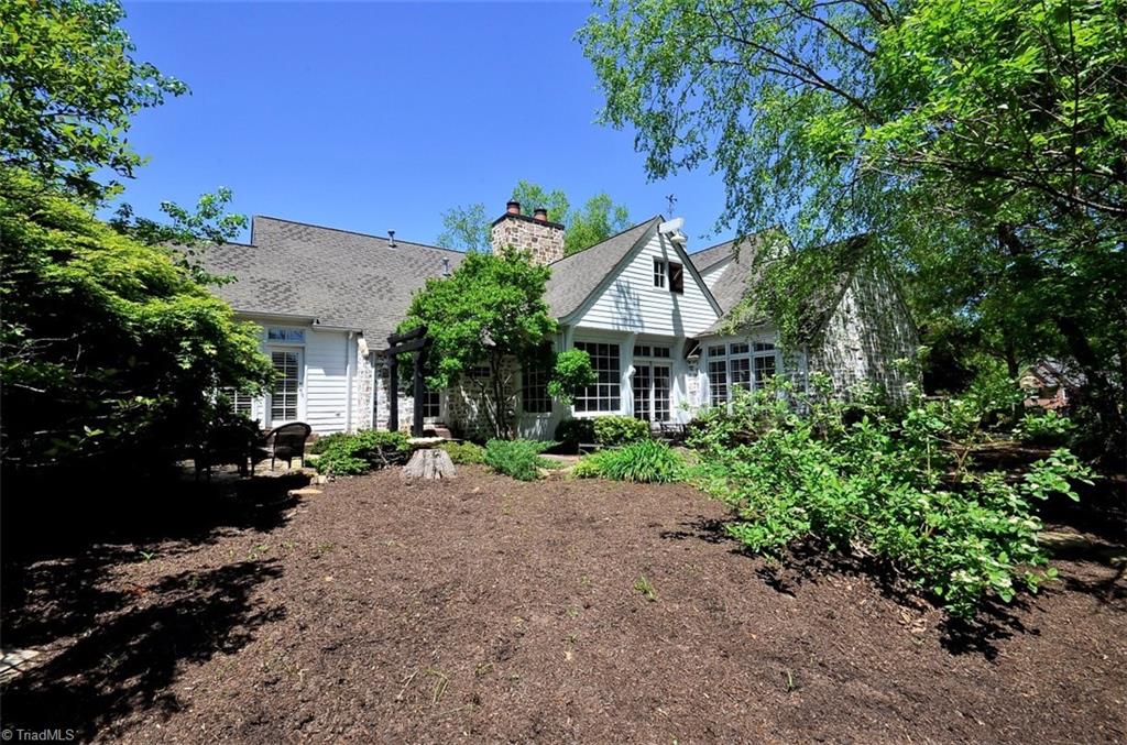 230 Belleforde Court