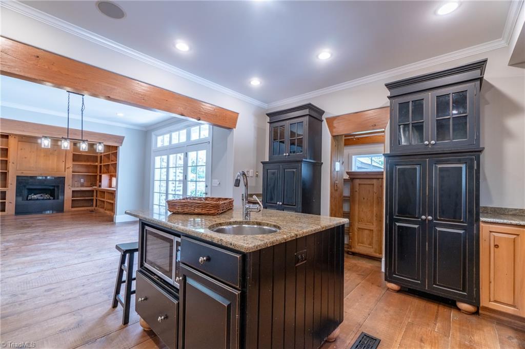 230 Belleforde Court