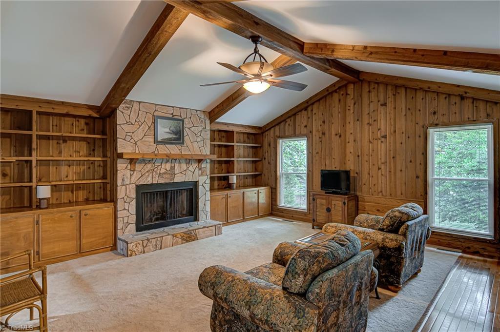 228 Brambleton Court, Winston-Salem