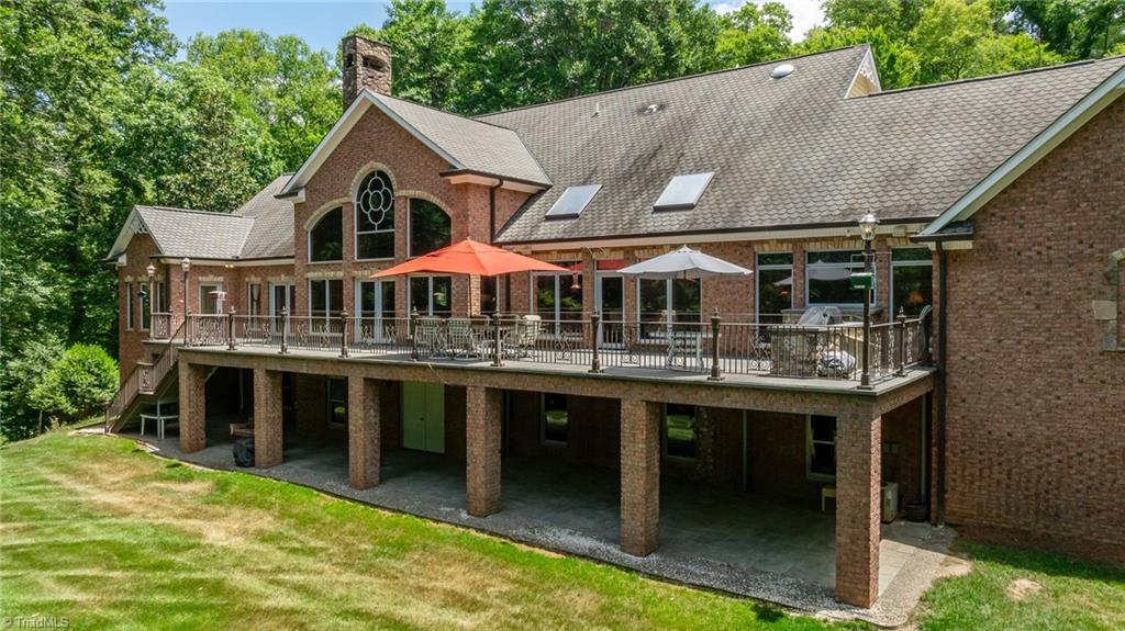 1280 River Bluff Trail