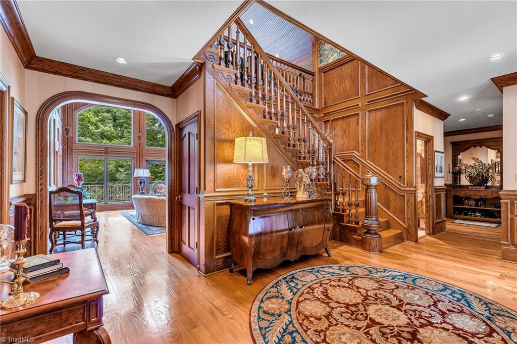 1280 River Bluff Trail