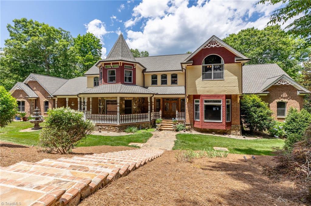 1280 River Bluff Trail