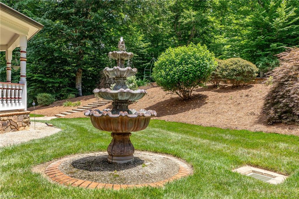 1280 River Bluff Trail