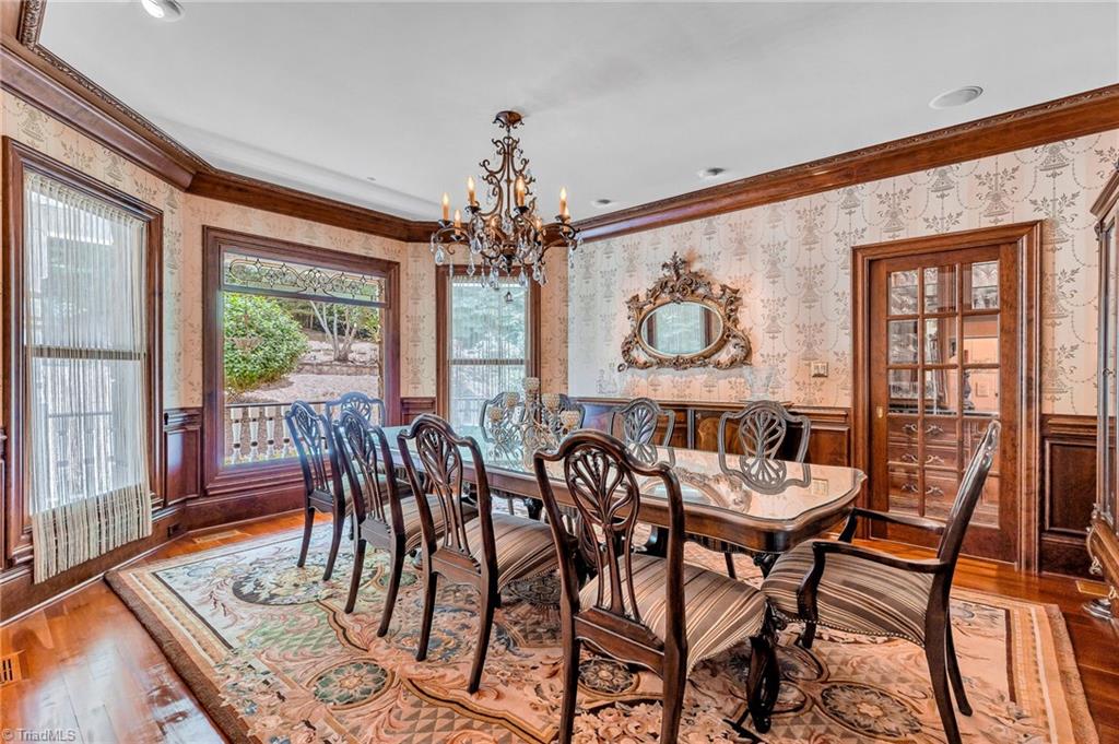 1280 River Bluff Trail