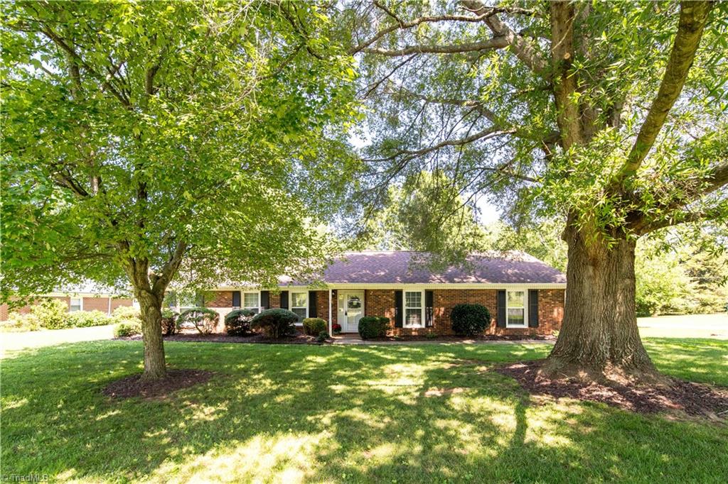 640 Summerest Court