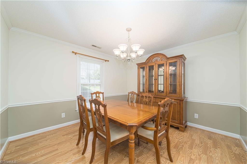 640 Summerest Court