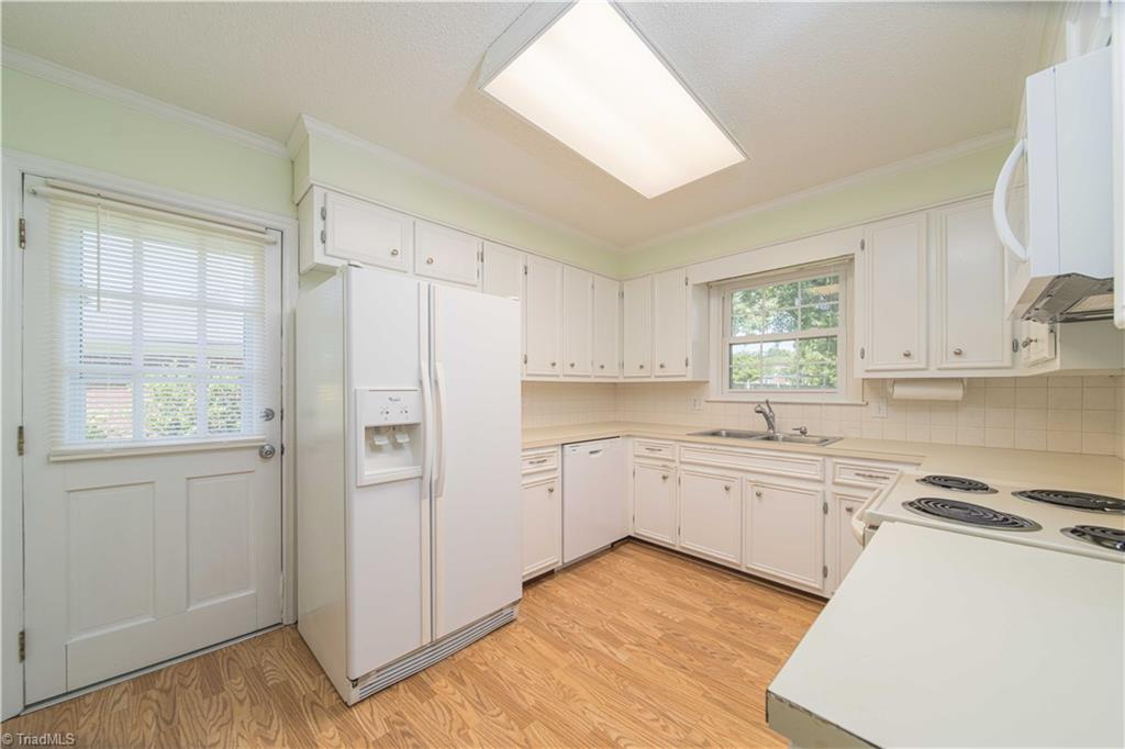640 Summerest Court