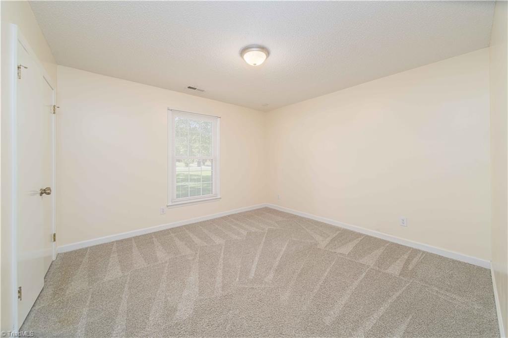640 Summerest Court