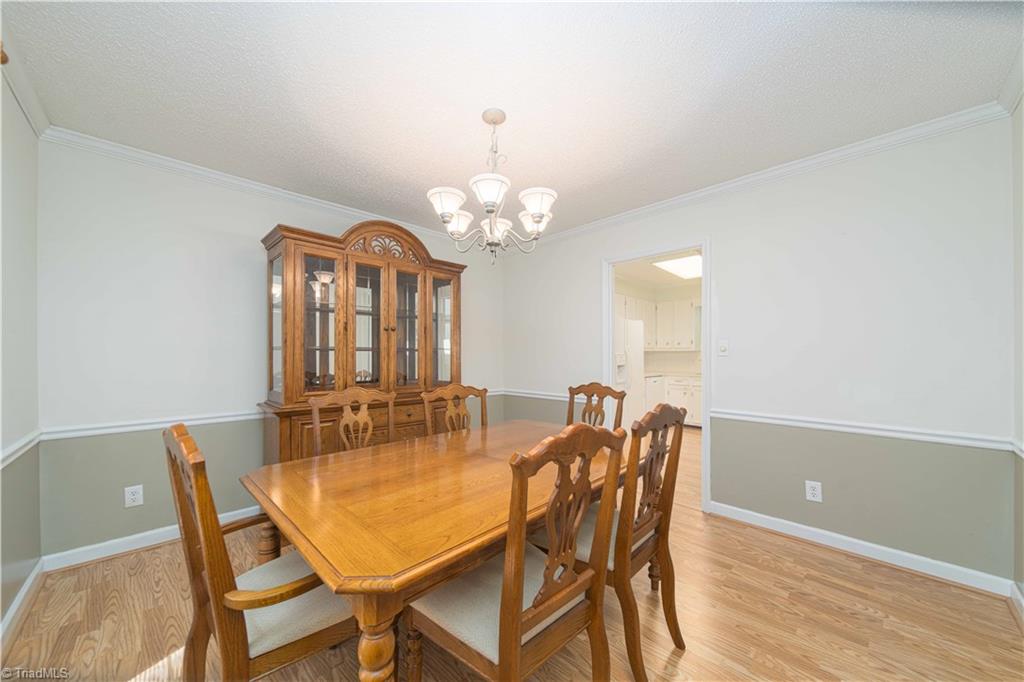 640 Summerest Court