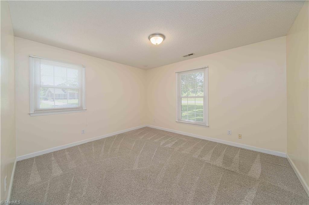 640 Summerest Court
