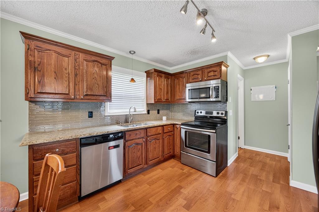 5311 Albany Circle
