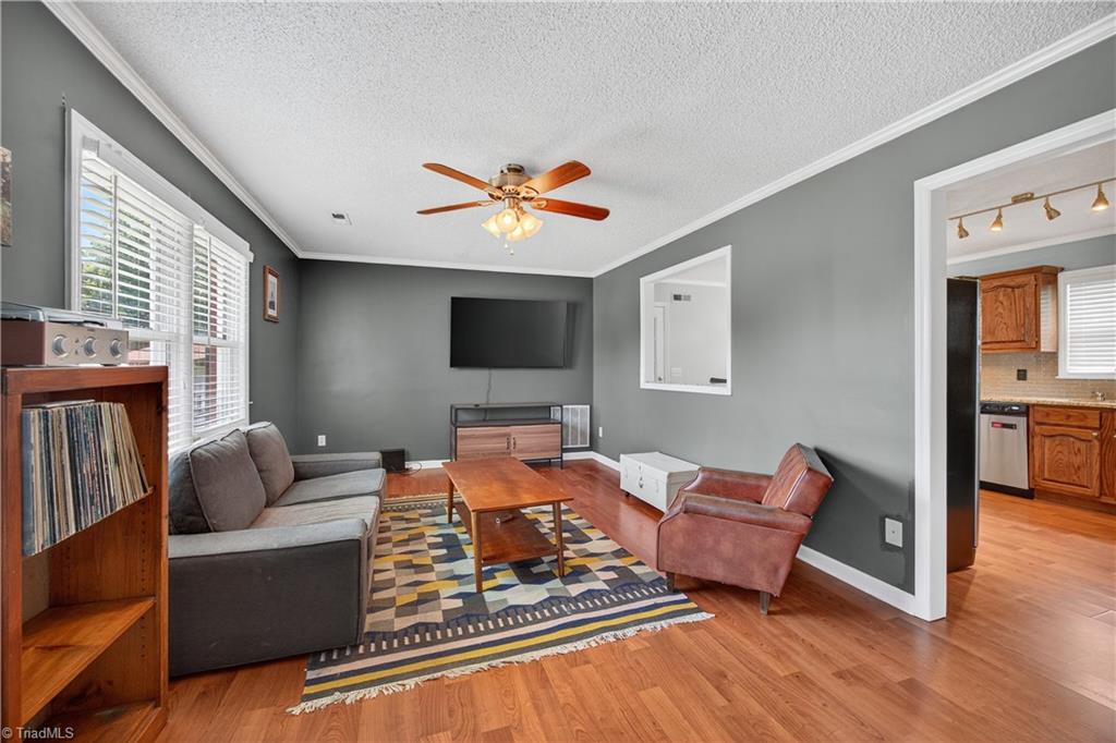 5311 Albany Circle