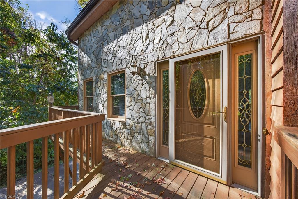 806 Crooked Run Road, Rural Hall