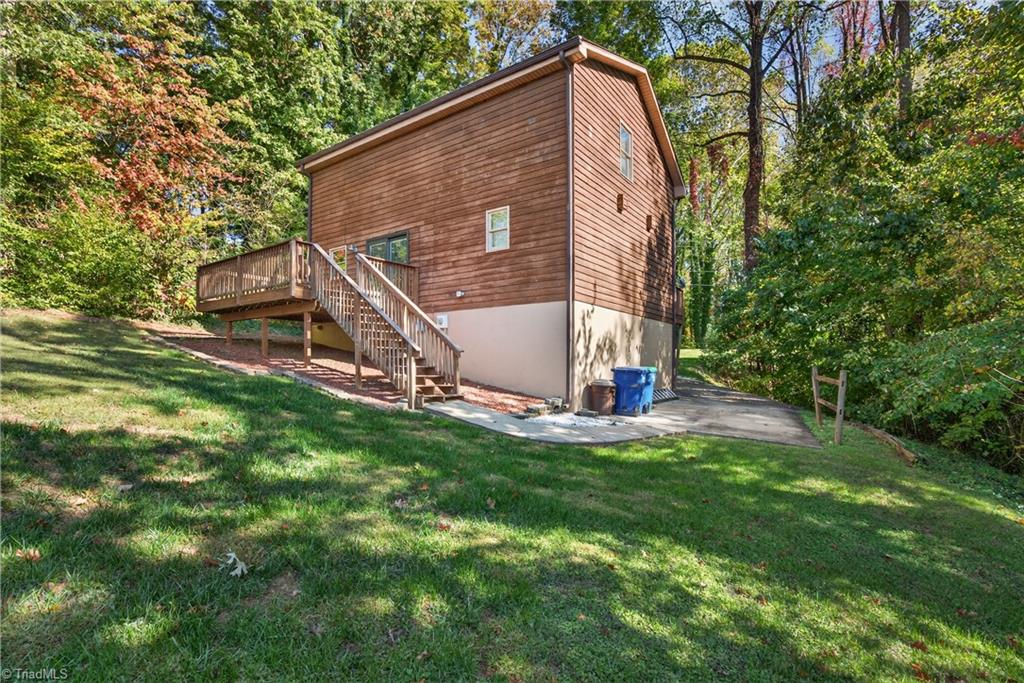 806 Crooked Run Road, Rural Hall