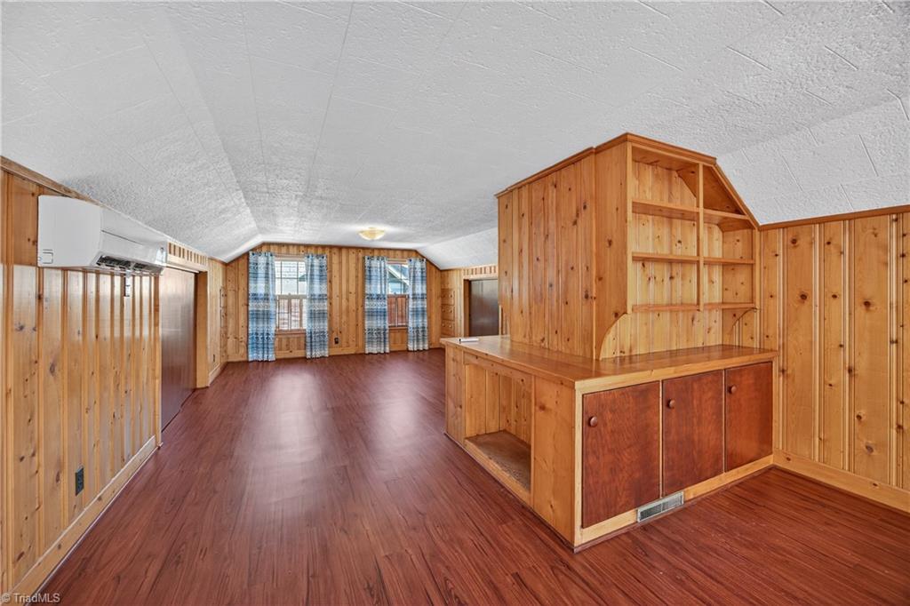 2124 Konnoak View Drive, Winston-Salem