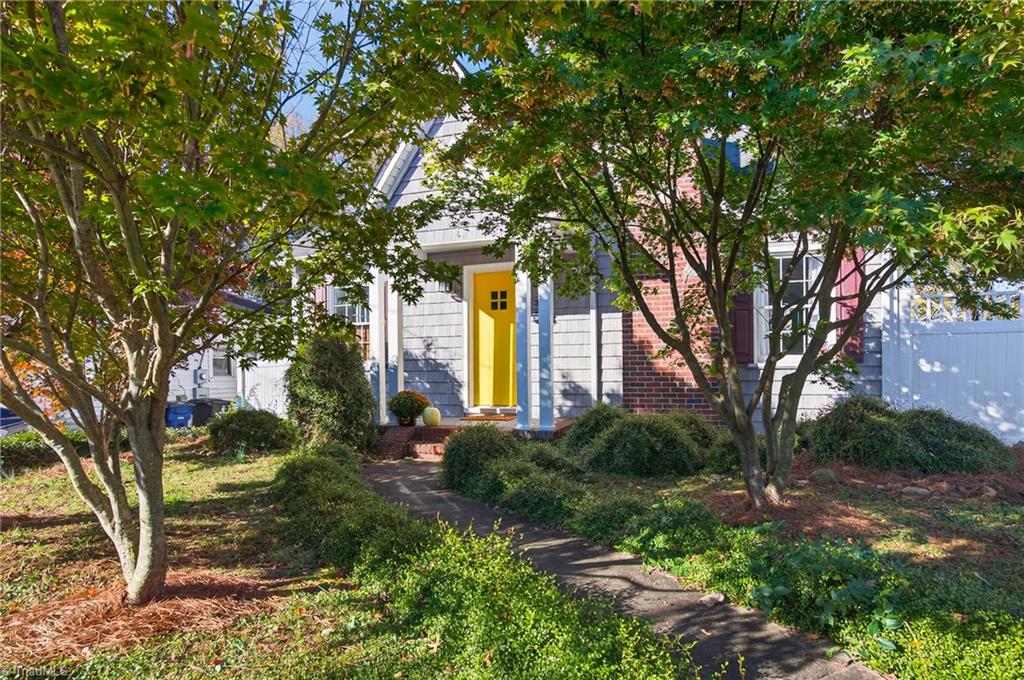 2124 Konnoak View Drive, Winston-Salem