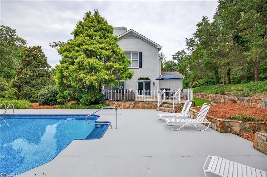 4141 Shattalon Drive, Winston-Salem