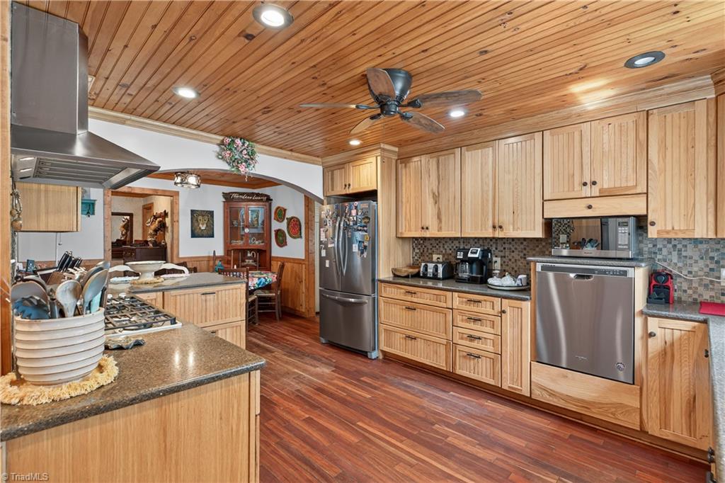 1119 Brown Mountain Road