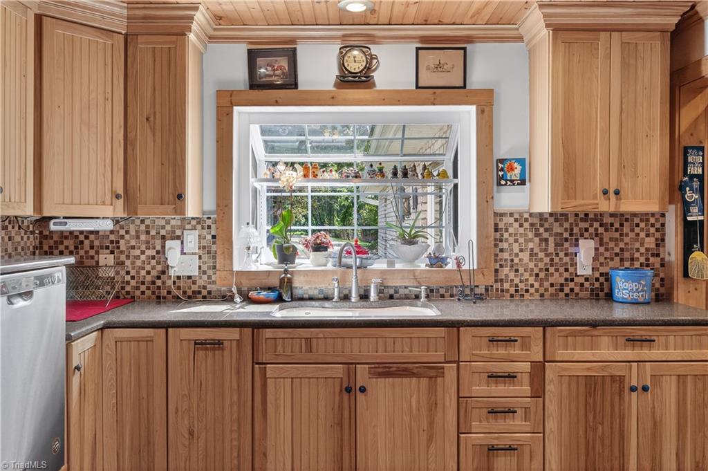 1119 Brown Mountain Road