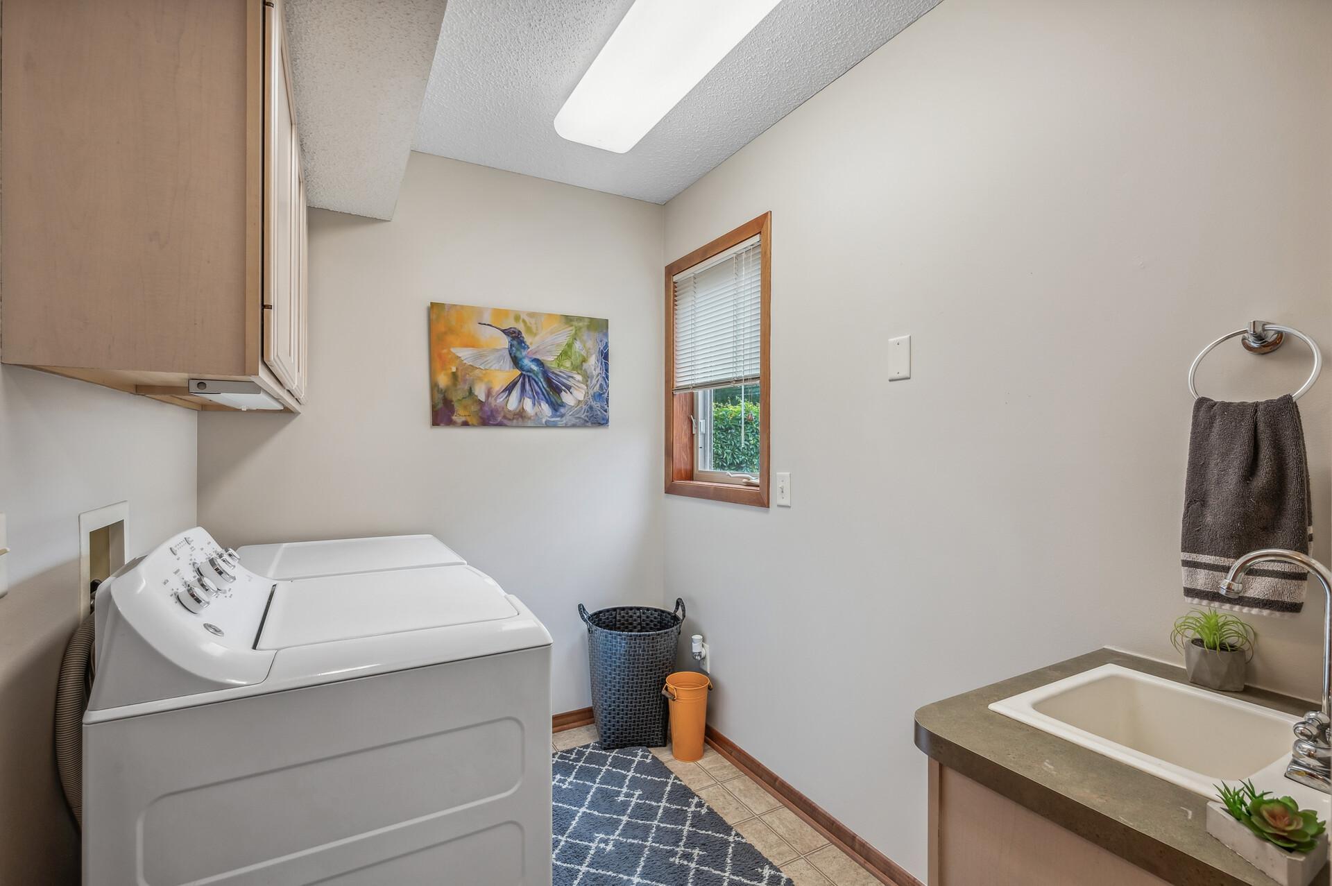 1436 Courtland W