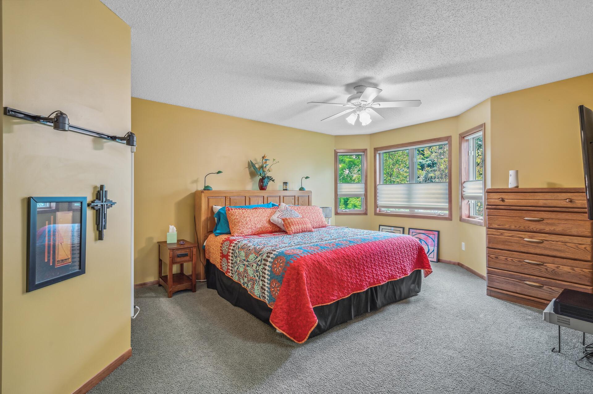 1436 Courtland W