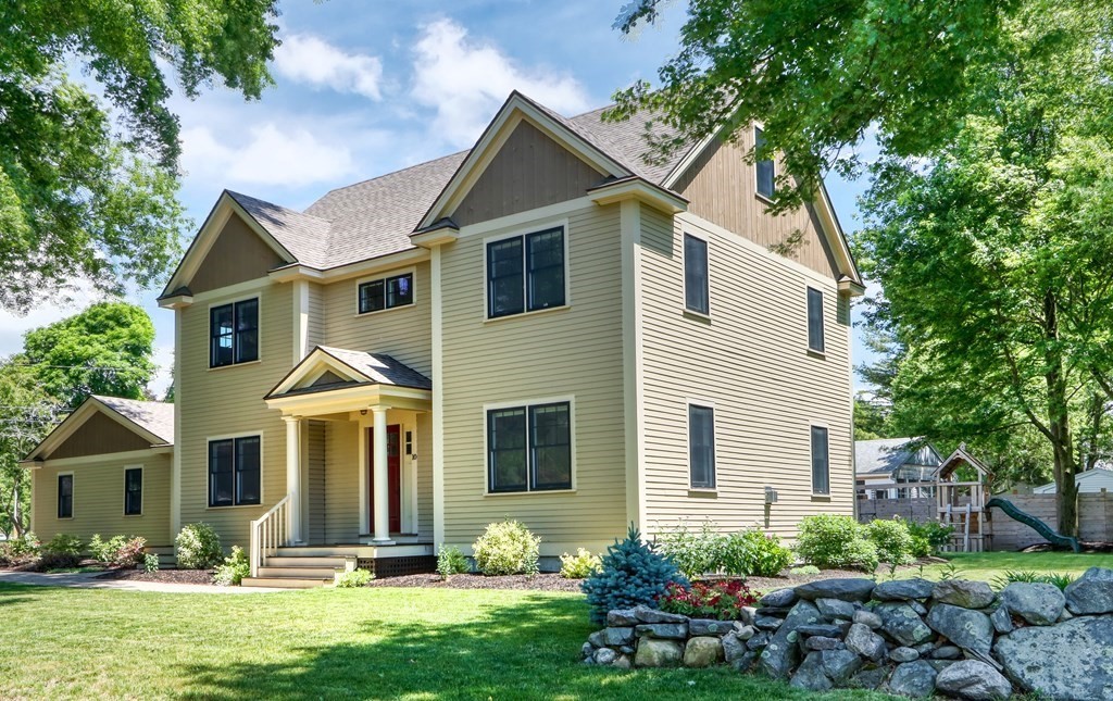 10 Stickney Ave