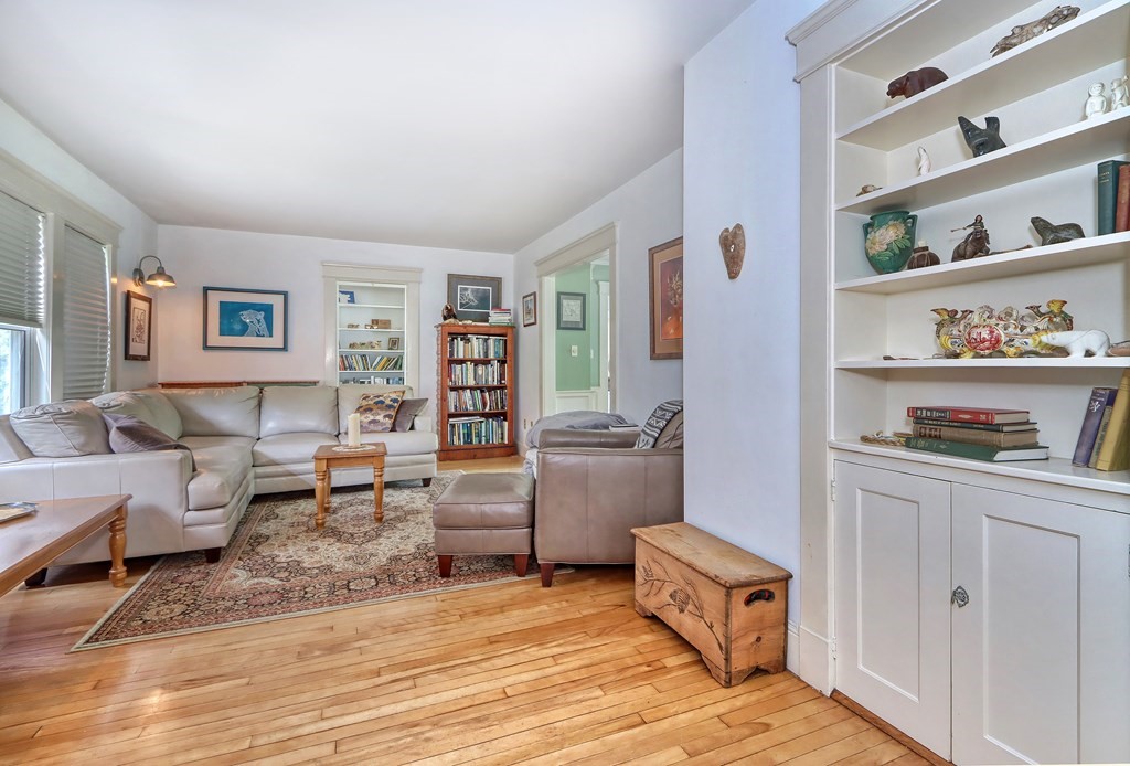 147 Cambridge Turnpike