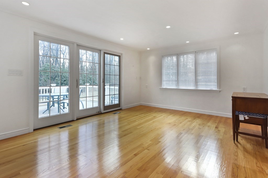 12 Deer Run Rd