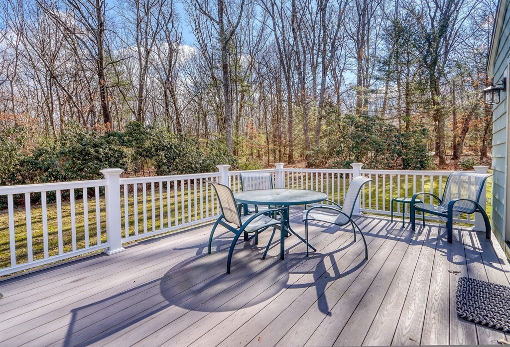 12 Deer Run Rd