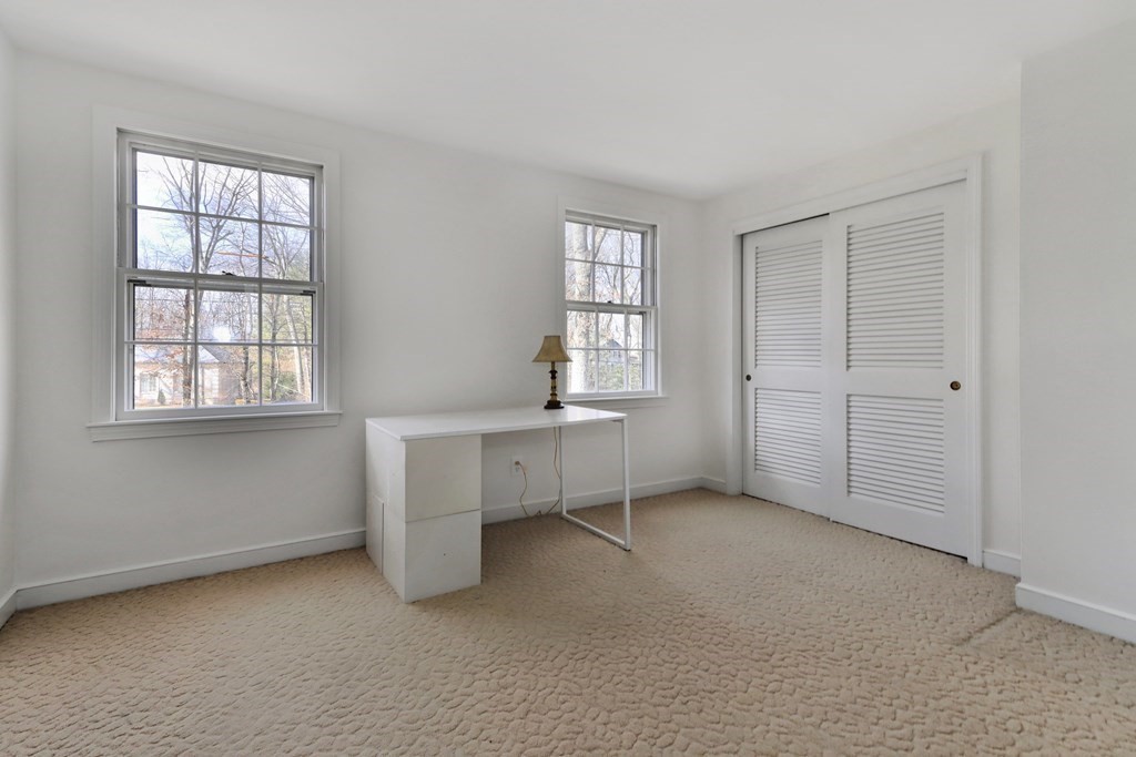 12 Deer Run Rd