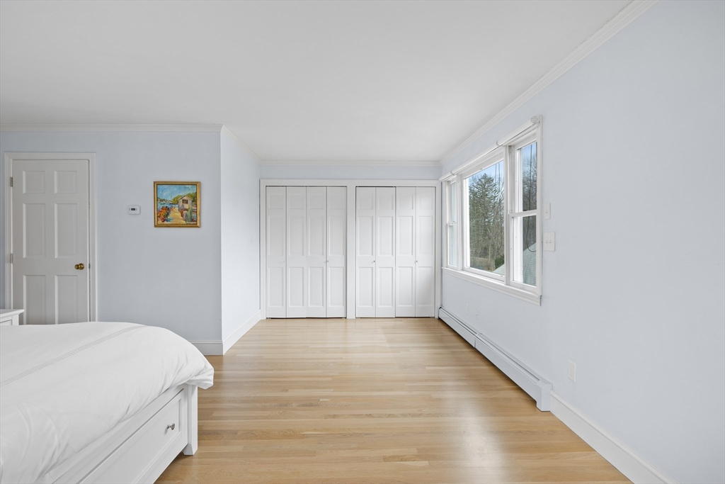 36 Crescent Ave