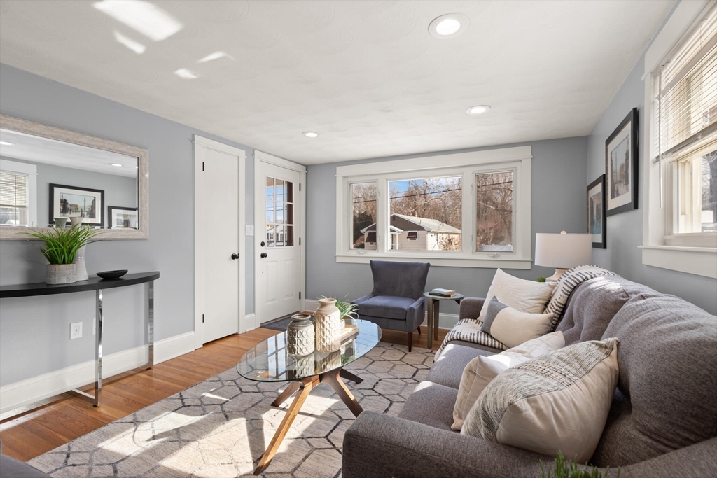 258 Seminole Ave