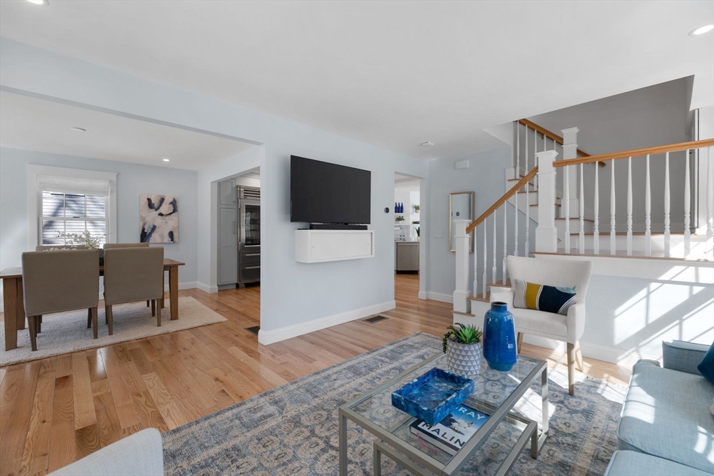 333 Thoreau St