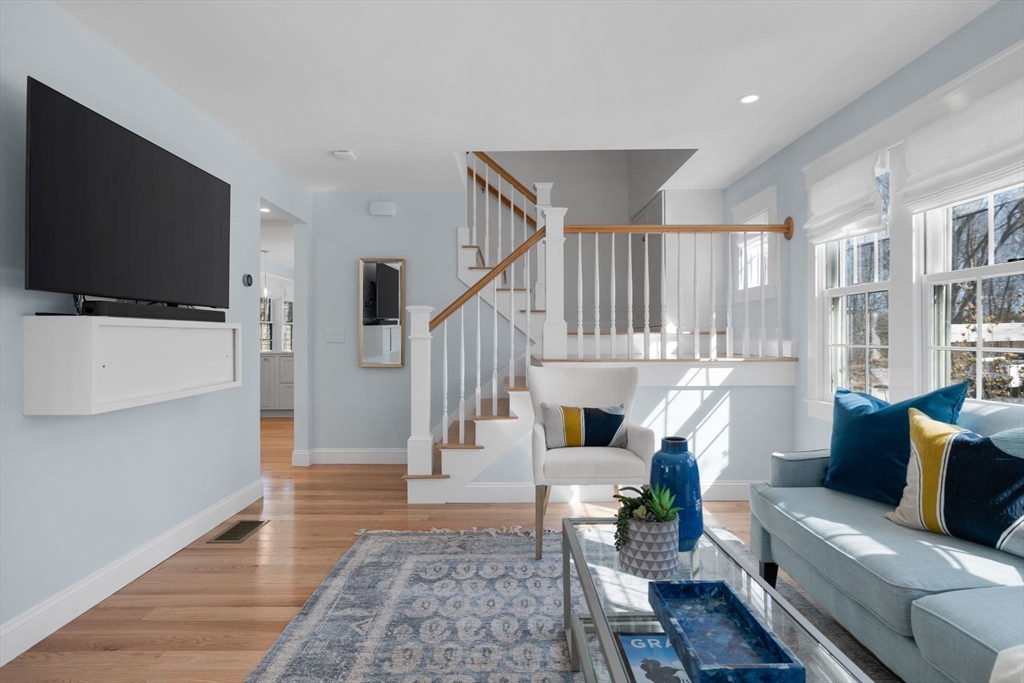 333 Thoreau St