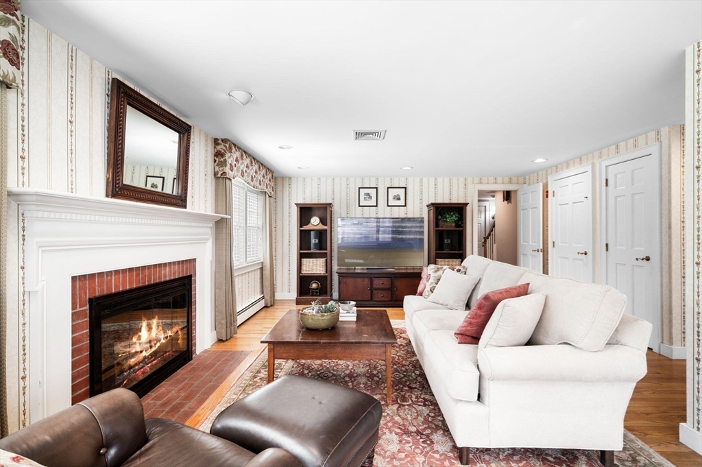 24 Middleton Rd