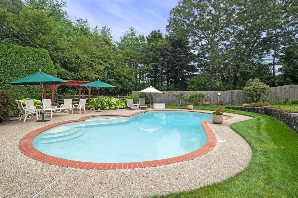 24 Middleton Rd