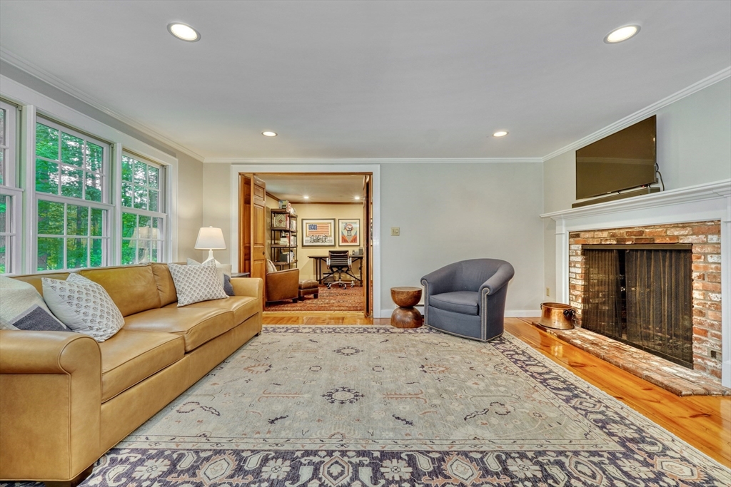 43 Old Pickard Rd