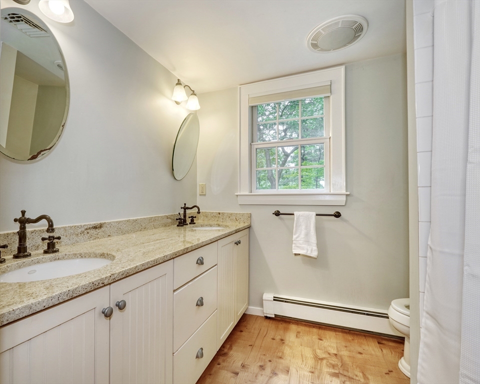 43 Old Pickard Rd