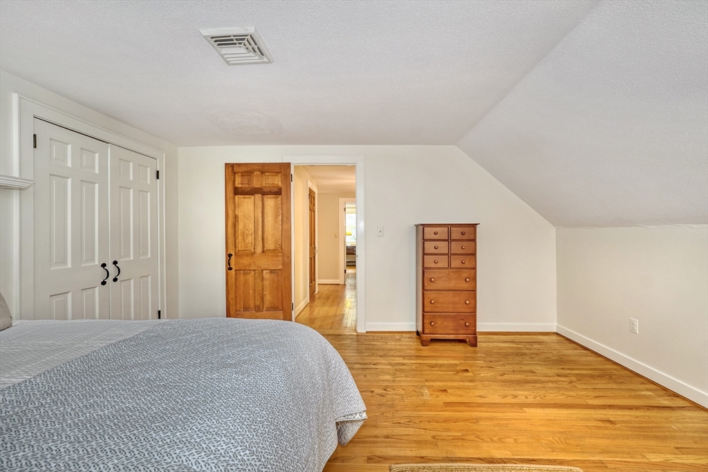 43 Old Pickard Rd